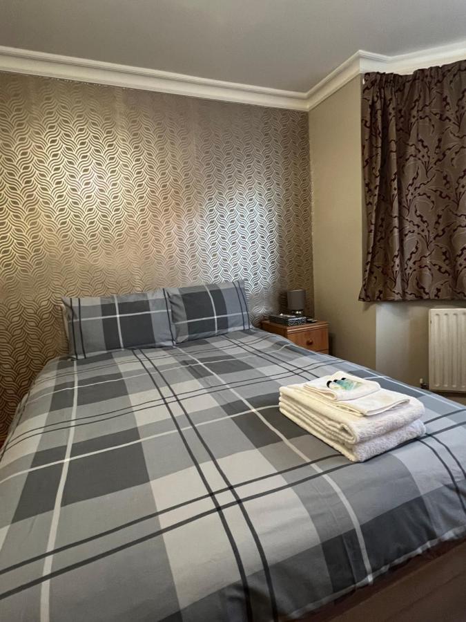 Budget Double Room (Bed Room 1)