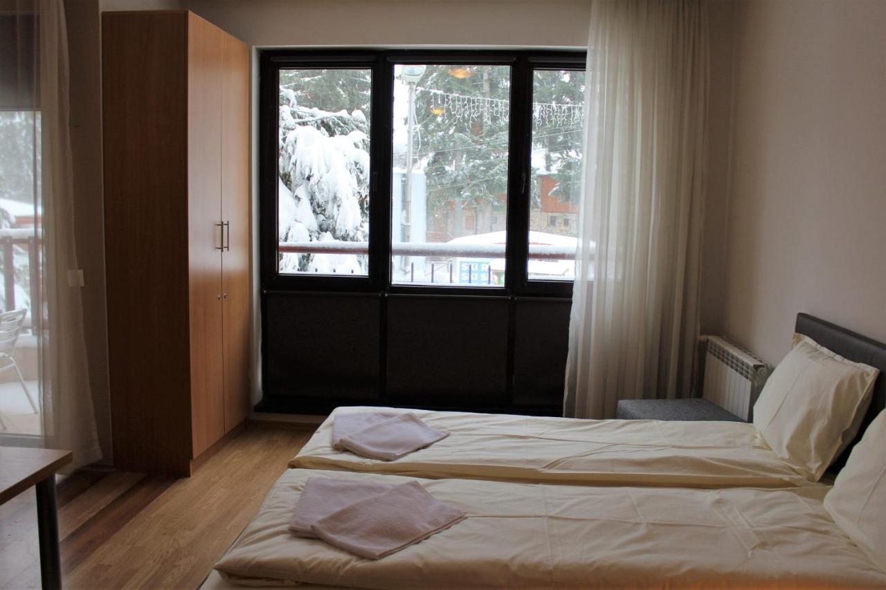 B&B Borovets - Fully Equipped Studio 50m from the slopes - Borovets, Flora Residence, Tulip 06 - Bed and Breakfast Borovets