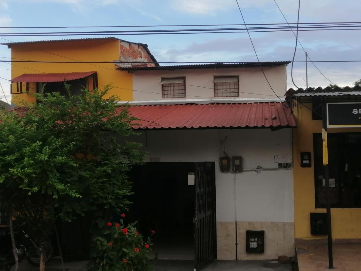 Casa de relajación low cost - B&B La Dorada