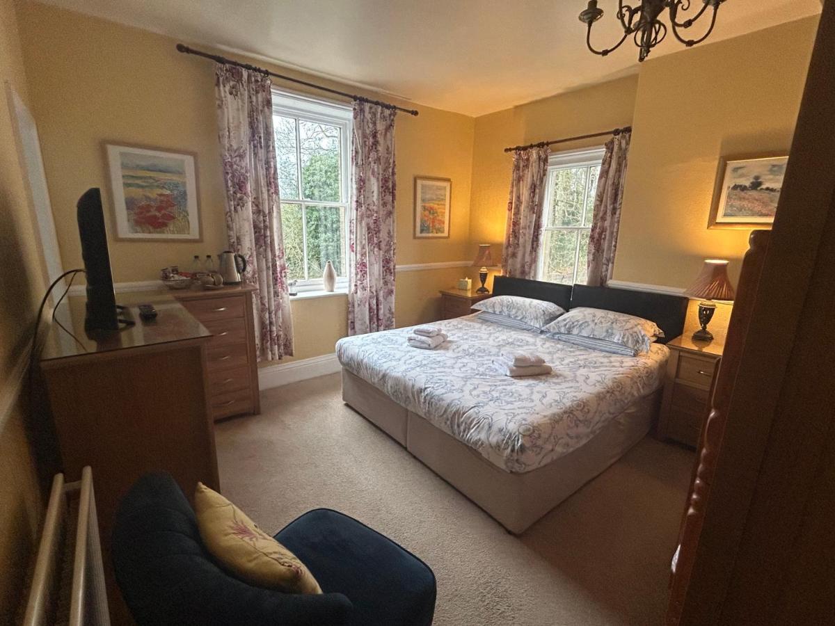 Standard King Room