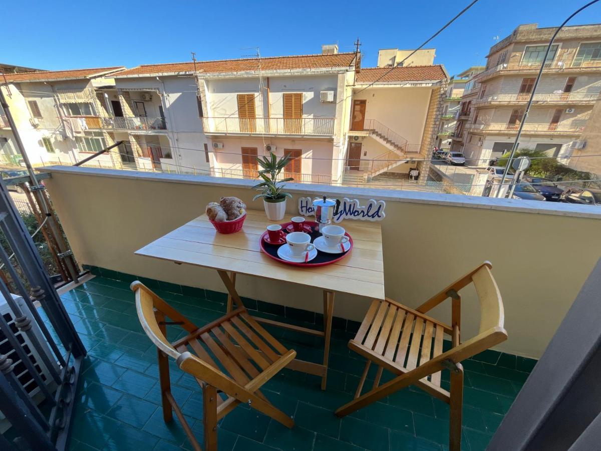 Sweet Home Pietro e Lia by Holiday World - B&B Casteldaccia