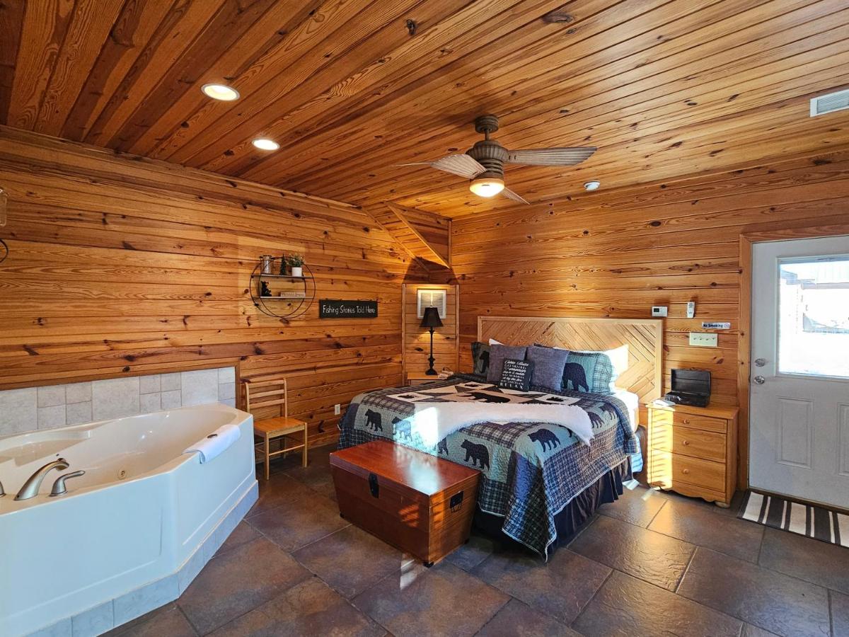 B&B Eureka Springs - Honey Bear Haven Suite 2 - Bed and Breakfast Eureka Springs