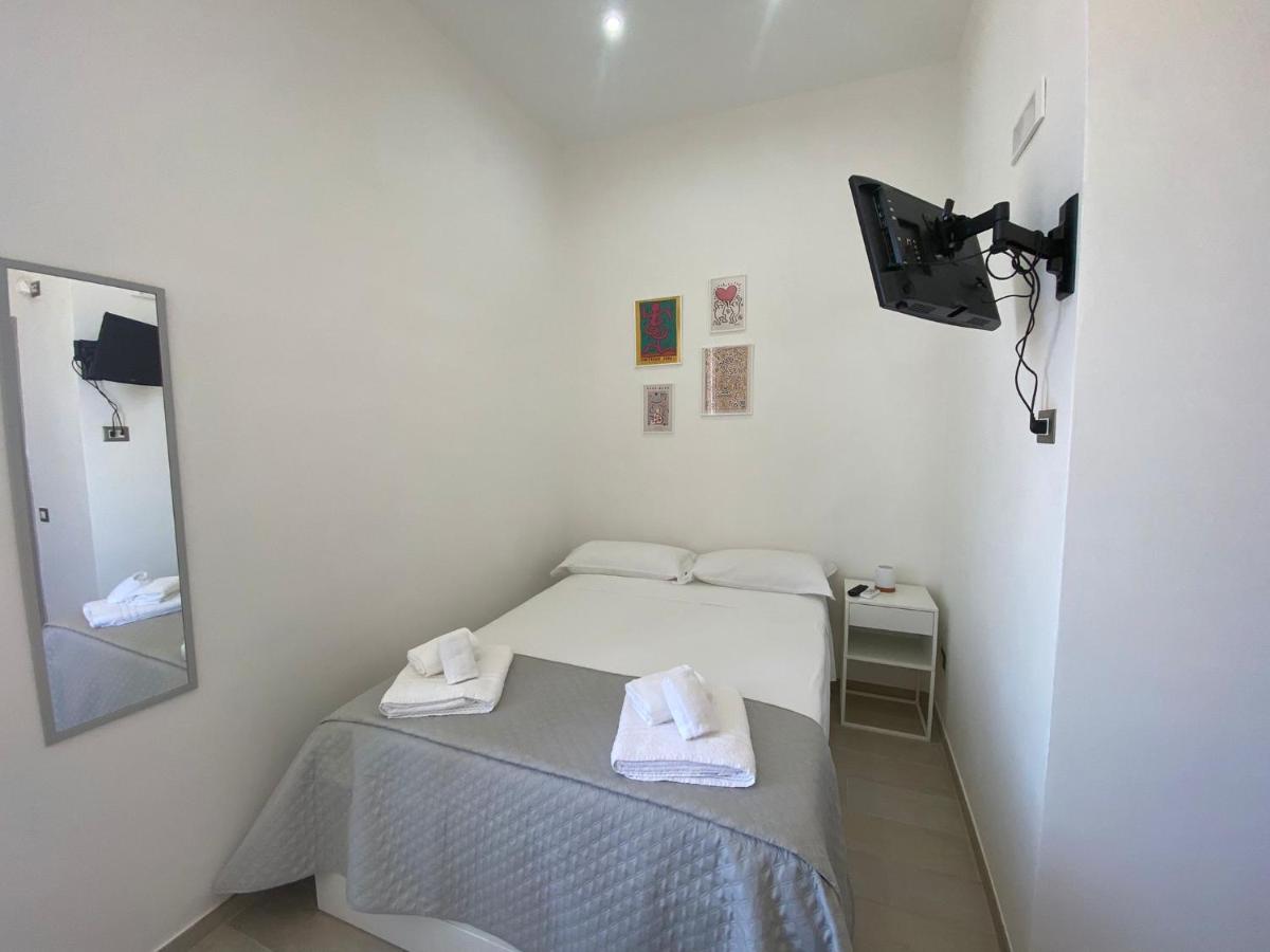 Quadruple Room with Private Bathroom