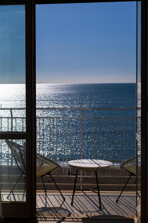 B&B Salerno - Cas’ A Mare - Beachfront Luxury Suites - Bed and Breakfast Salerno