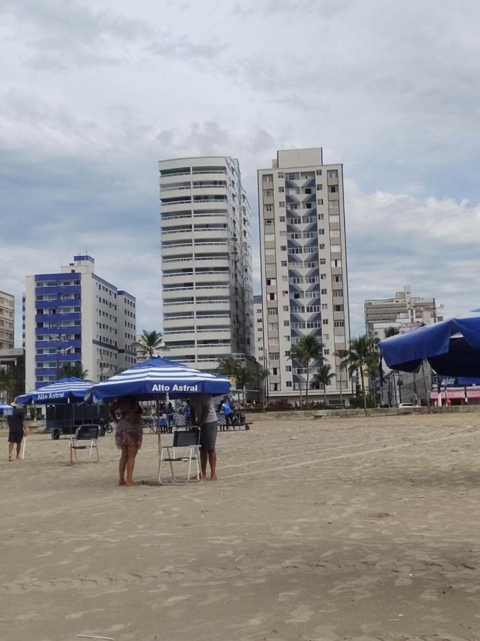 Apto Praia Grande frente ao Mar vista p Praia Kitao pé na areia Guilhermina - B&B