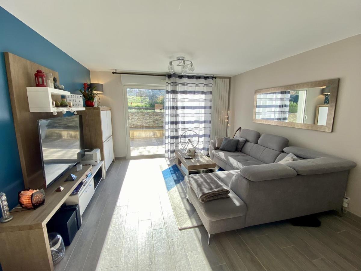 Maison chic avec Jacuzzi & Jardin Paisible - B&B Chauray