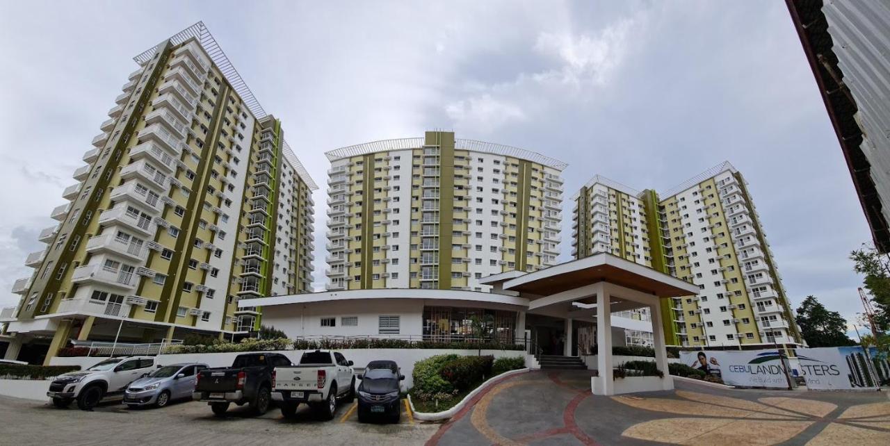 Mesaverte Residences Unit - Downtown CDO - B&B