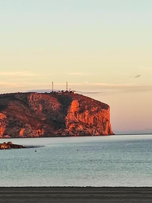 Bonito alojamiento muy cerca de la playa de Jávea - Ferienwohnung