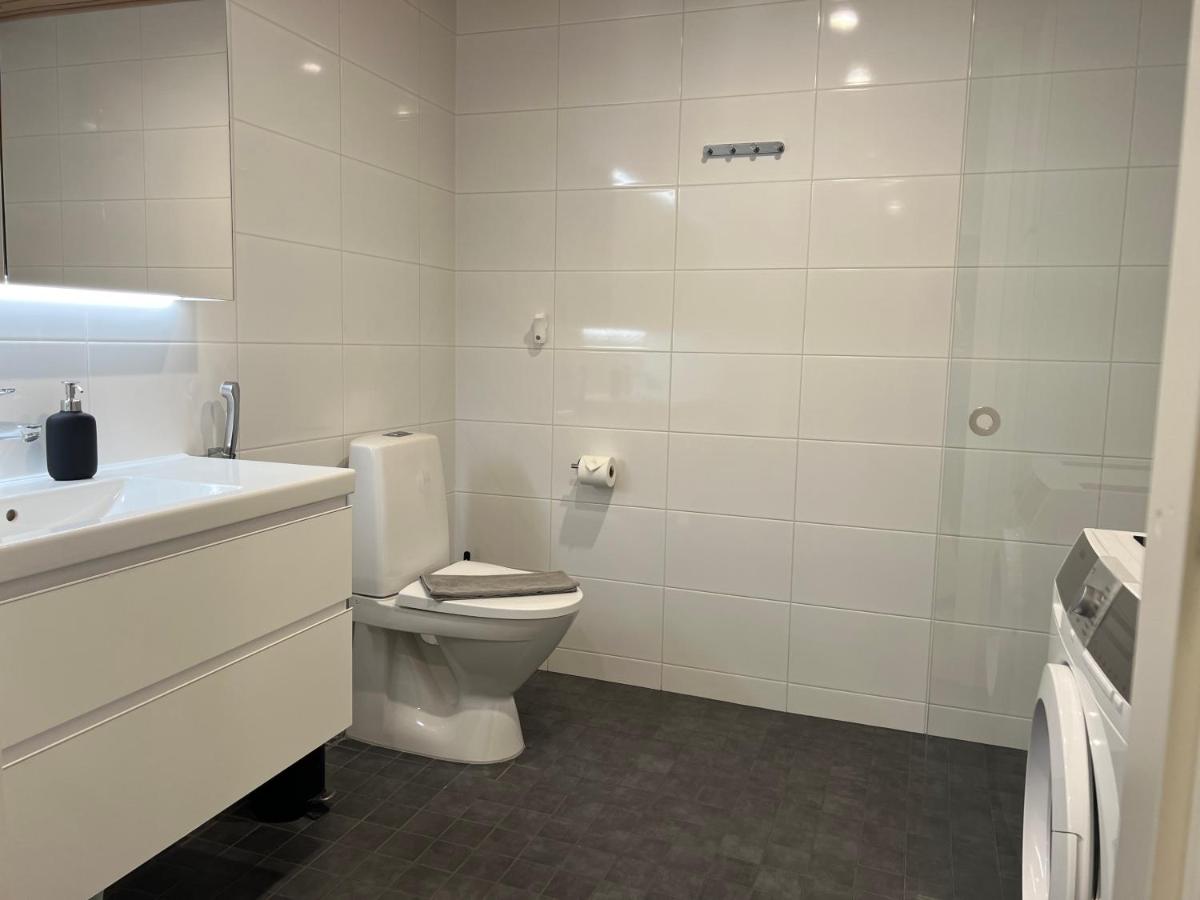 Kodikas keskustayksiö autohallipaikalla - Ferienwohnung