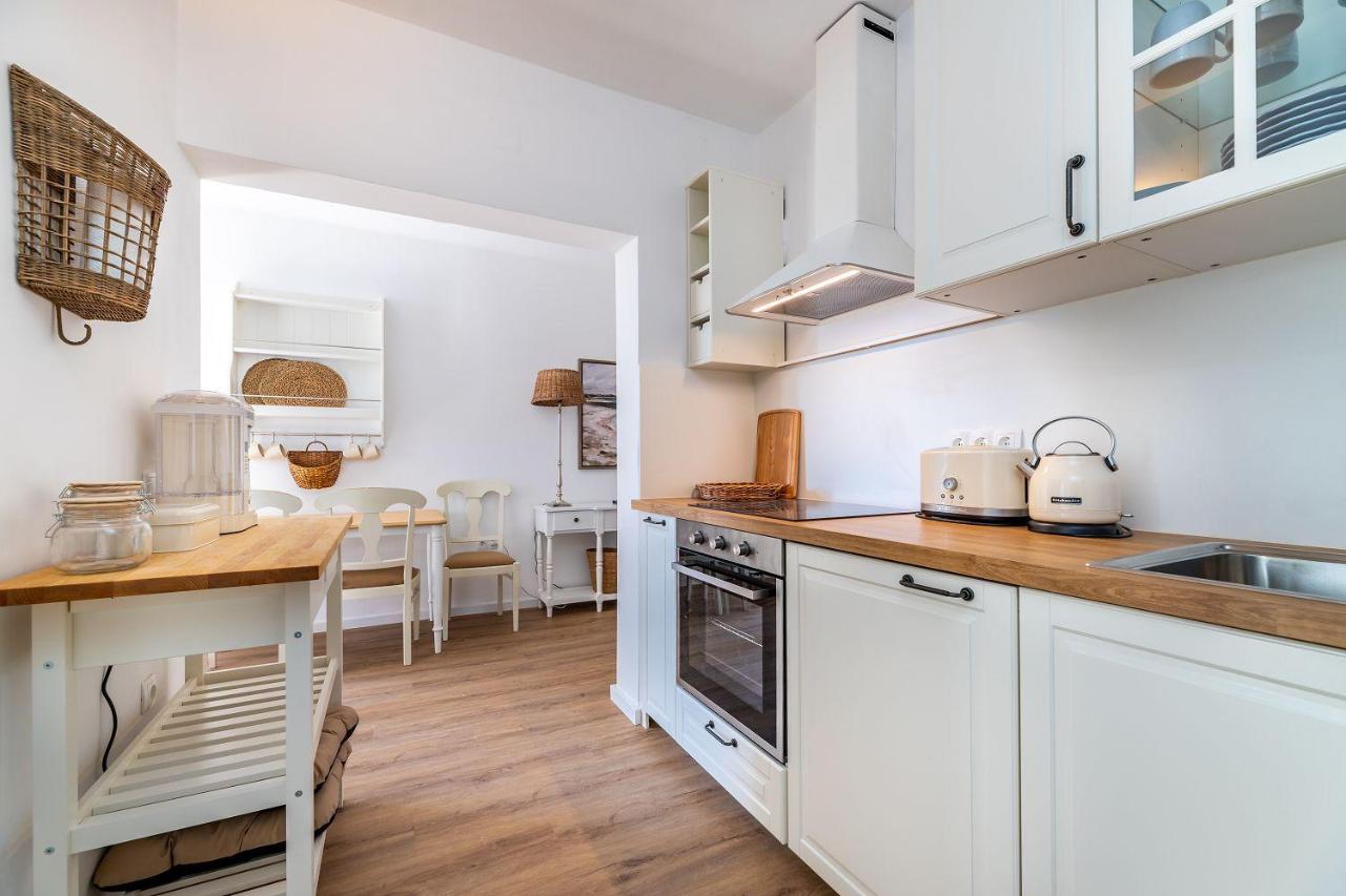 Moderne Unterkunft nur 400 Meter zum Strand - Ferienwohnung Baška