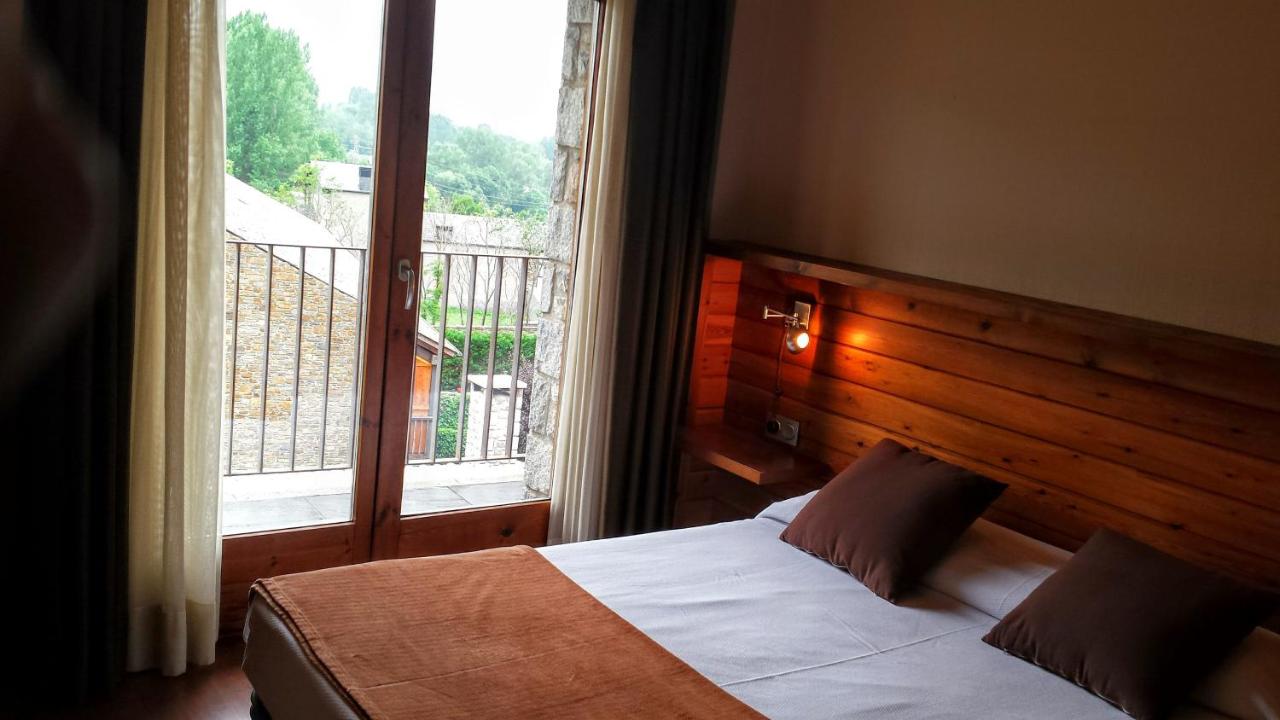 Two-Bedroom Apartment (4 Adults + 2 Children)