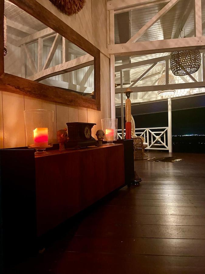 Chambre d'Hotes LE SUCRIER - Bed and Breakfast Goyave
