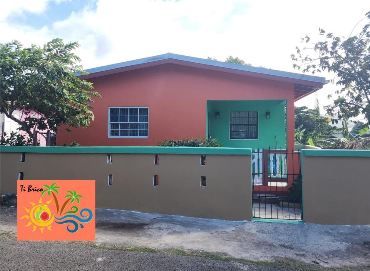 B&B Gros Islet - Ti Brico Gros Islet Bungalow - Bed and Breakfast Gros Islet