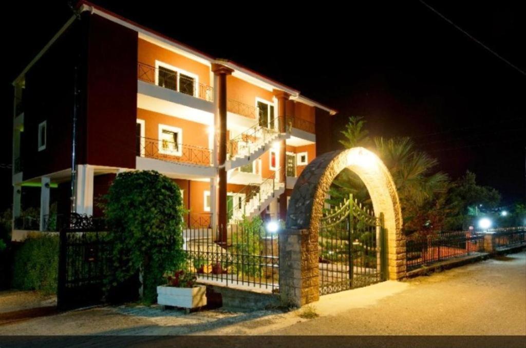 Irinis Garden - B&B Párga