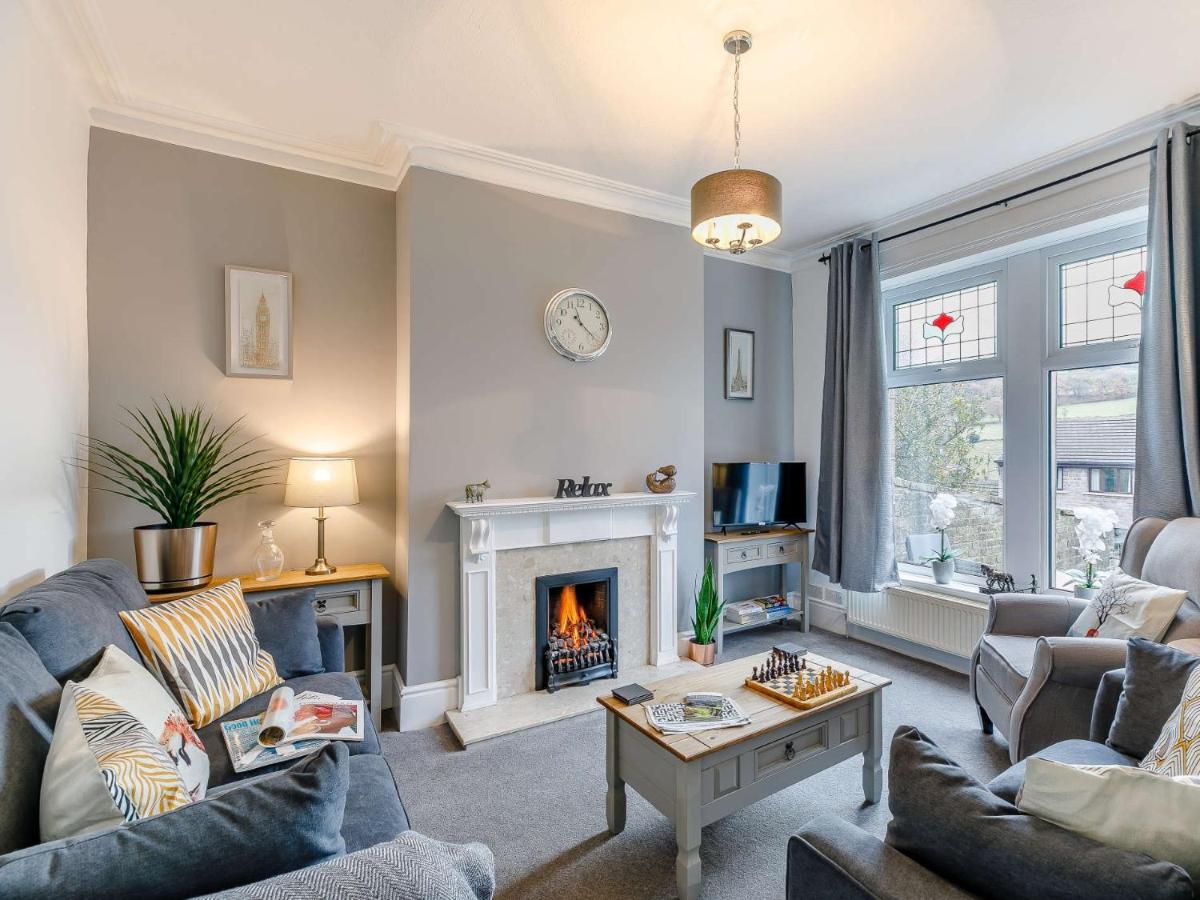 4 Bed in Holmfirth 86032 - Chambres d’hôtes