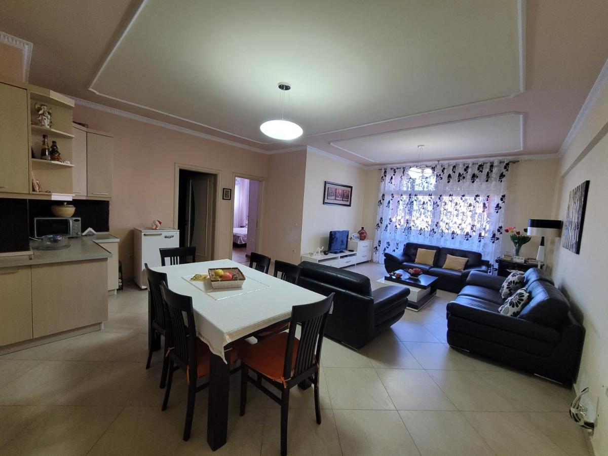 Elbasan modern apartment city center - B&B