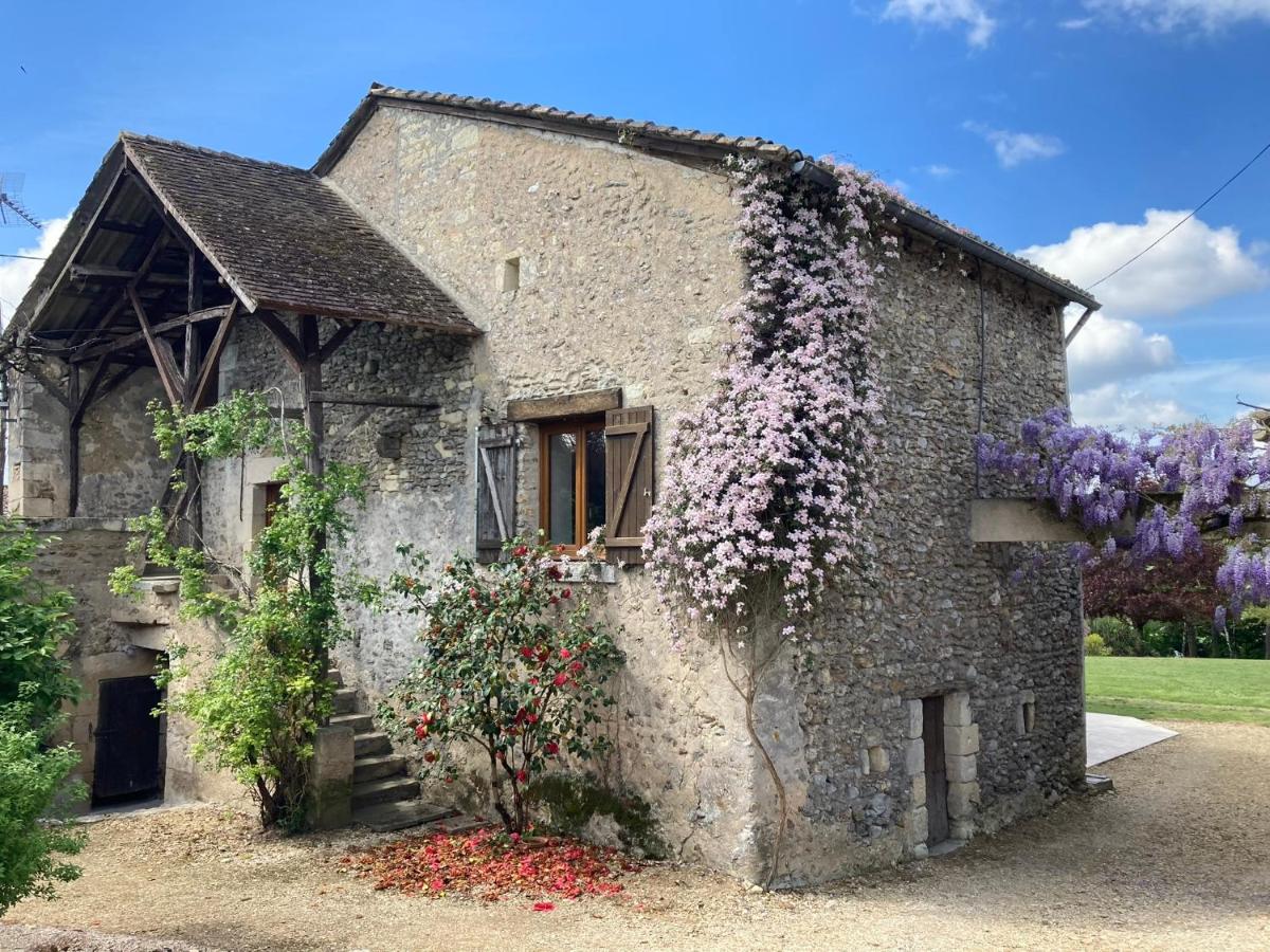 B&B Vouneuil-sur-Vienne - Gîte de charme La Pocterie - Bed and Breakfast Vouneuil-sur-Vienne