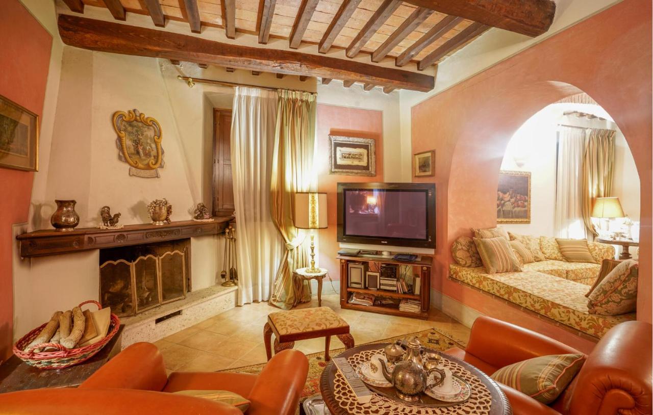 B&B Rapolano Terme - 3 Bedroom Stunning Apartment In Rapolano Terme - Bed and Breakfast Rapolano Terme