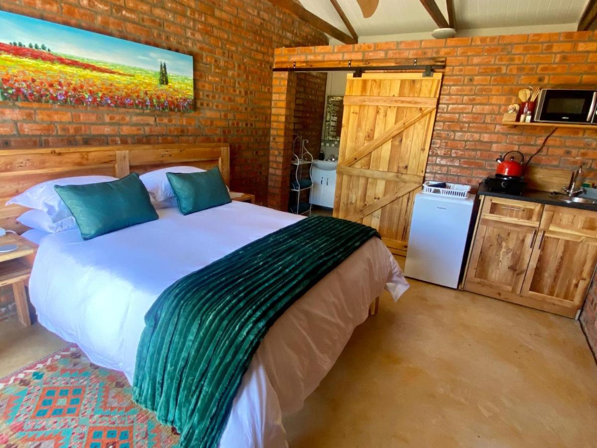 Comfort Queen Room
