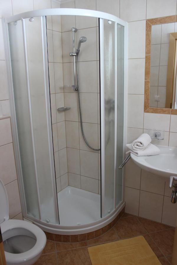 Apartment mit 2 Schlafzimmern und Terrasse