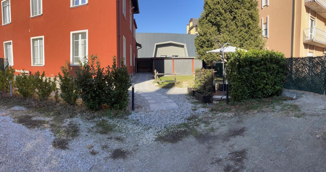 B&b Red House - B&B Garlate