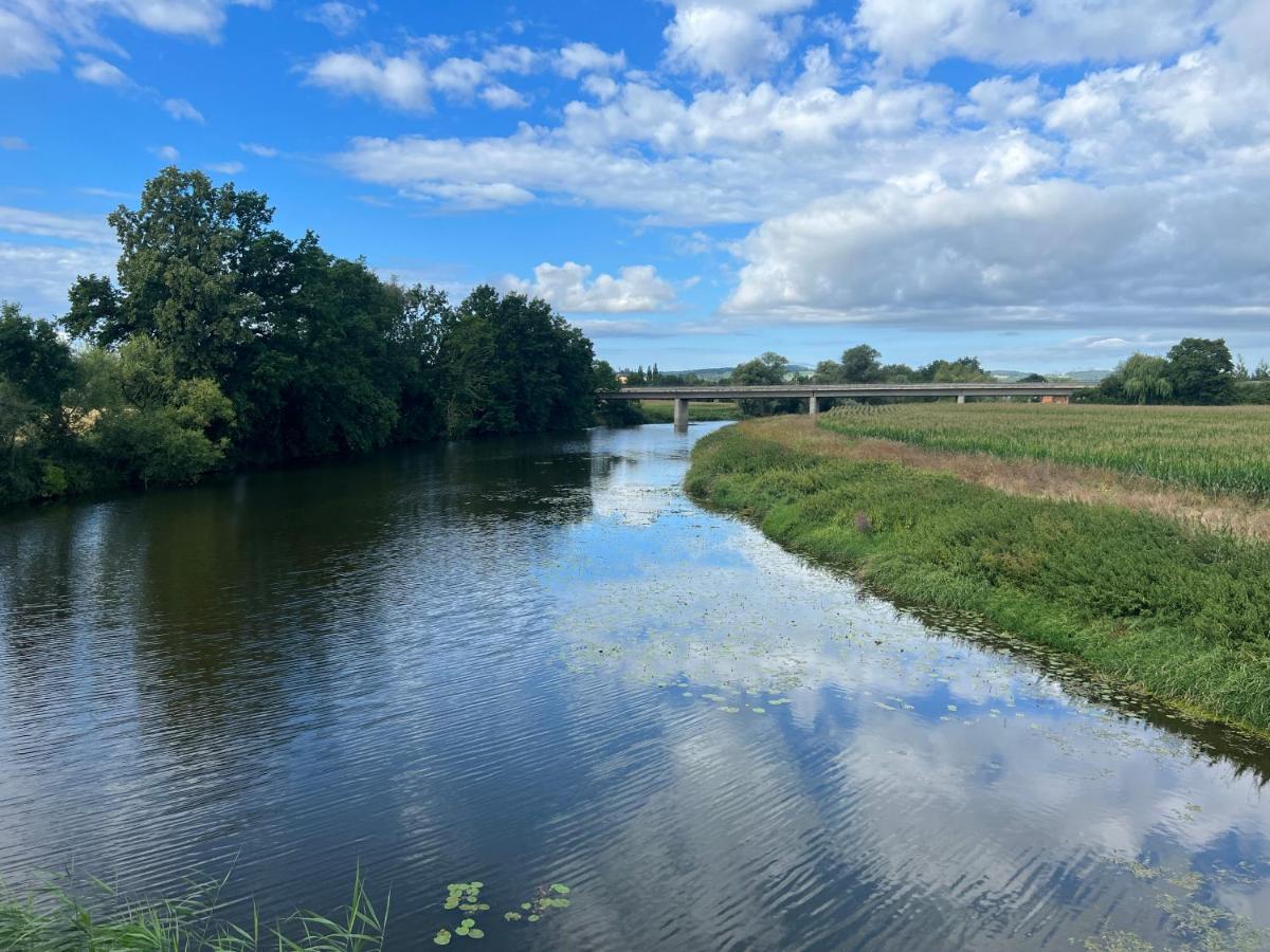 Wunderschönes Apartment mit Bademantelgang zur Wohlfühltherme - B&B Bad Griesbach