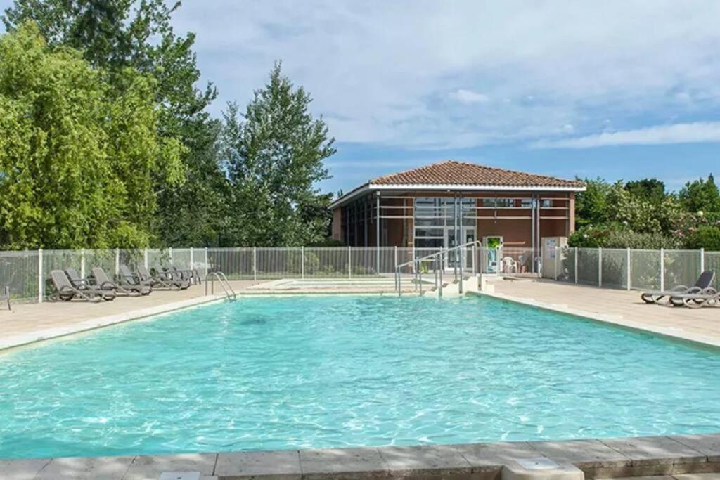 chambre double dans villa - B&B