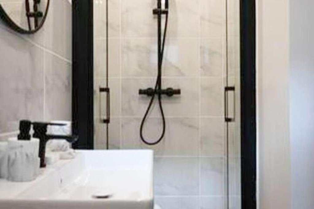 Chez Zize T2 unique- Roucas-Blanc - Ferienwohnung Marseille