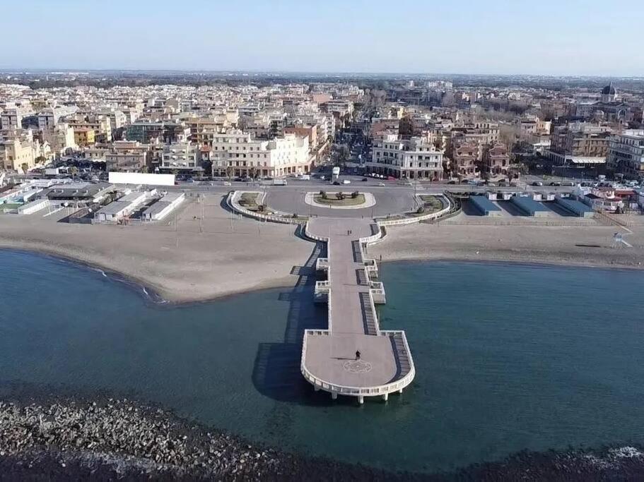 House Rome front sea - Bed and Breakfast