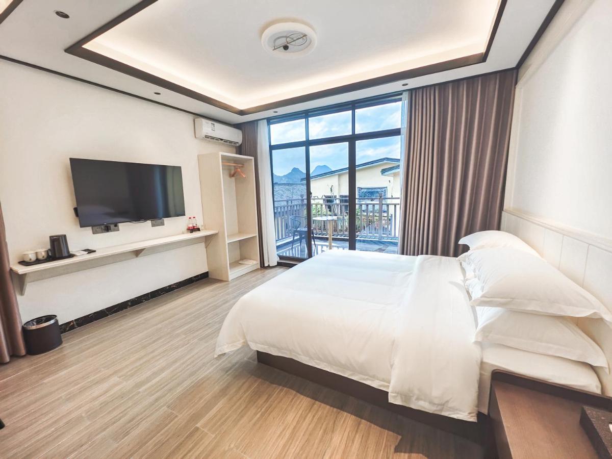 Double Room with Mountain View