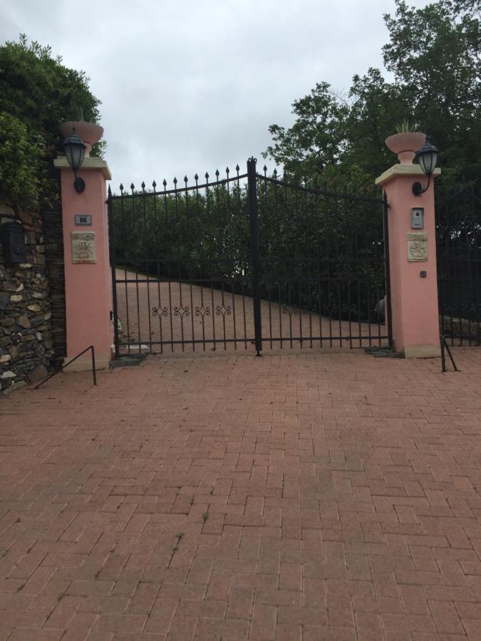 Villa Elianna in una oasi marina - B&B Alassio