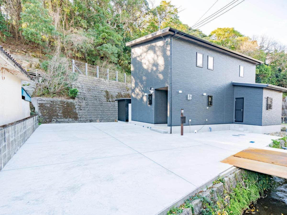 Rei Garden Resort - Ferienwohnung Kanayama