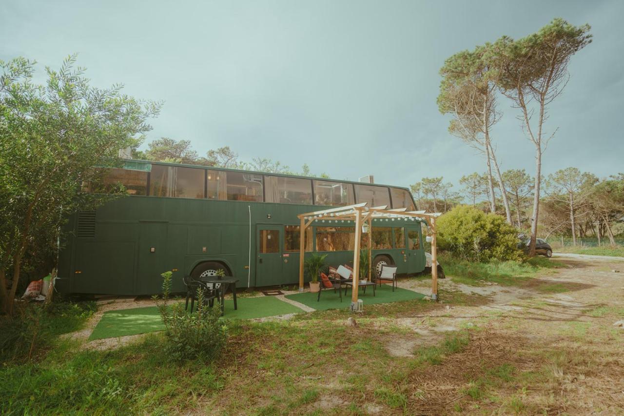The Amazing Inácio Bus converted home - B&B