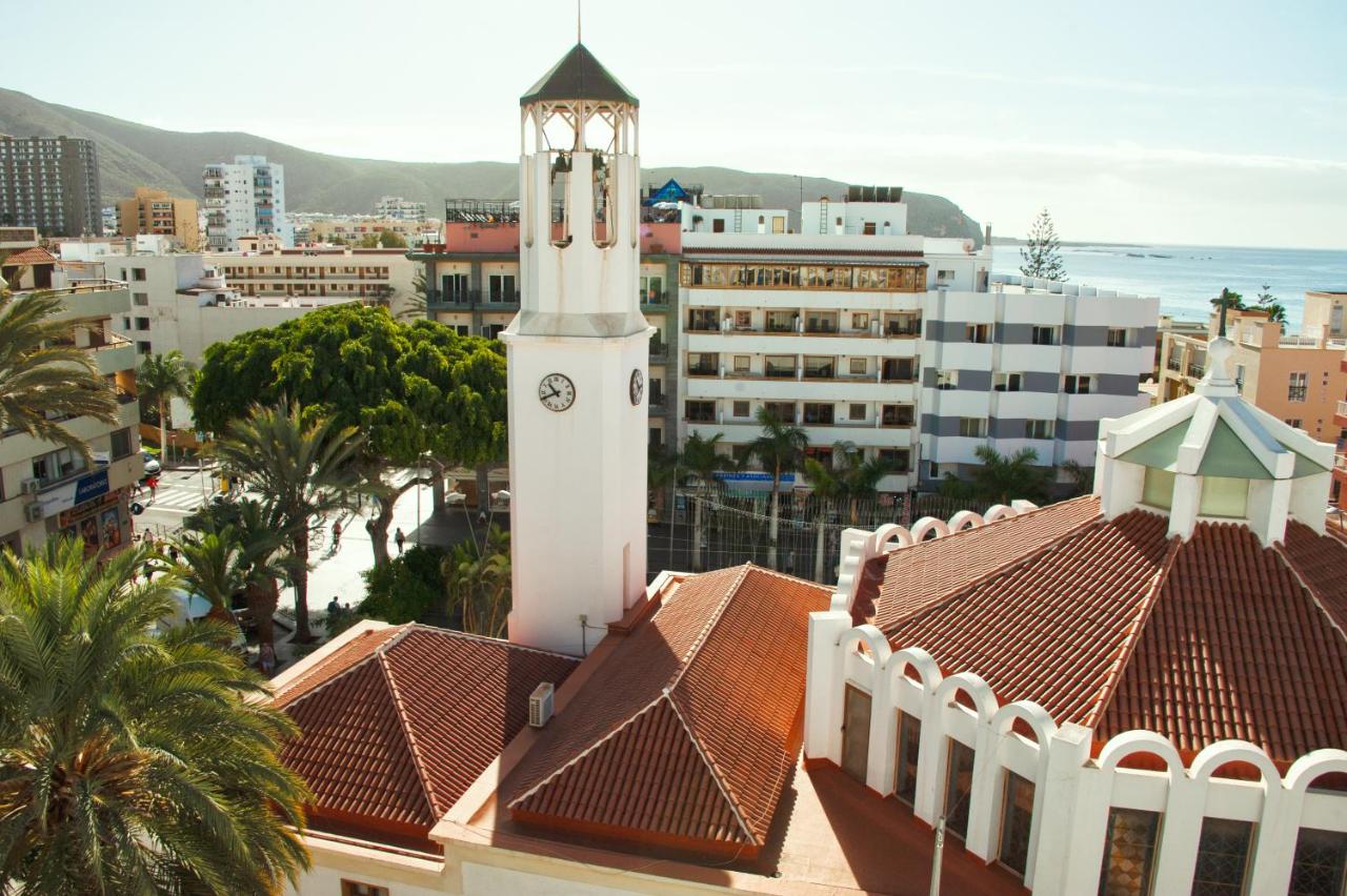 Studio Ático with Terrace - Heart of Los Cristianos - Chambres d'hôtes Arona