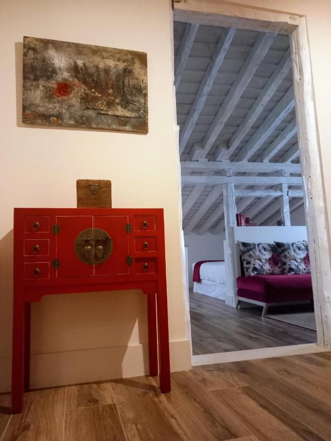 Superior One-Bedroom Apartment