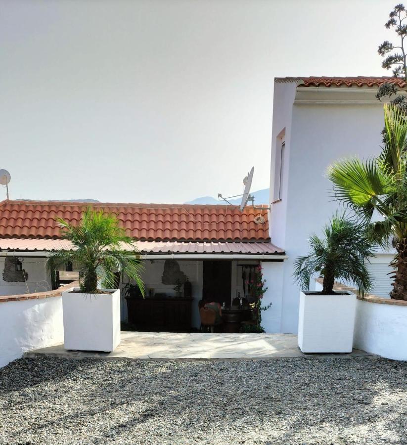 Bed & Breakfast Casa Ceratonia - Ferienwohnung Alora