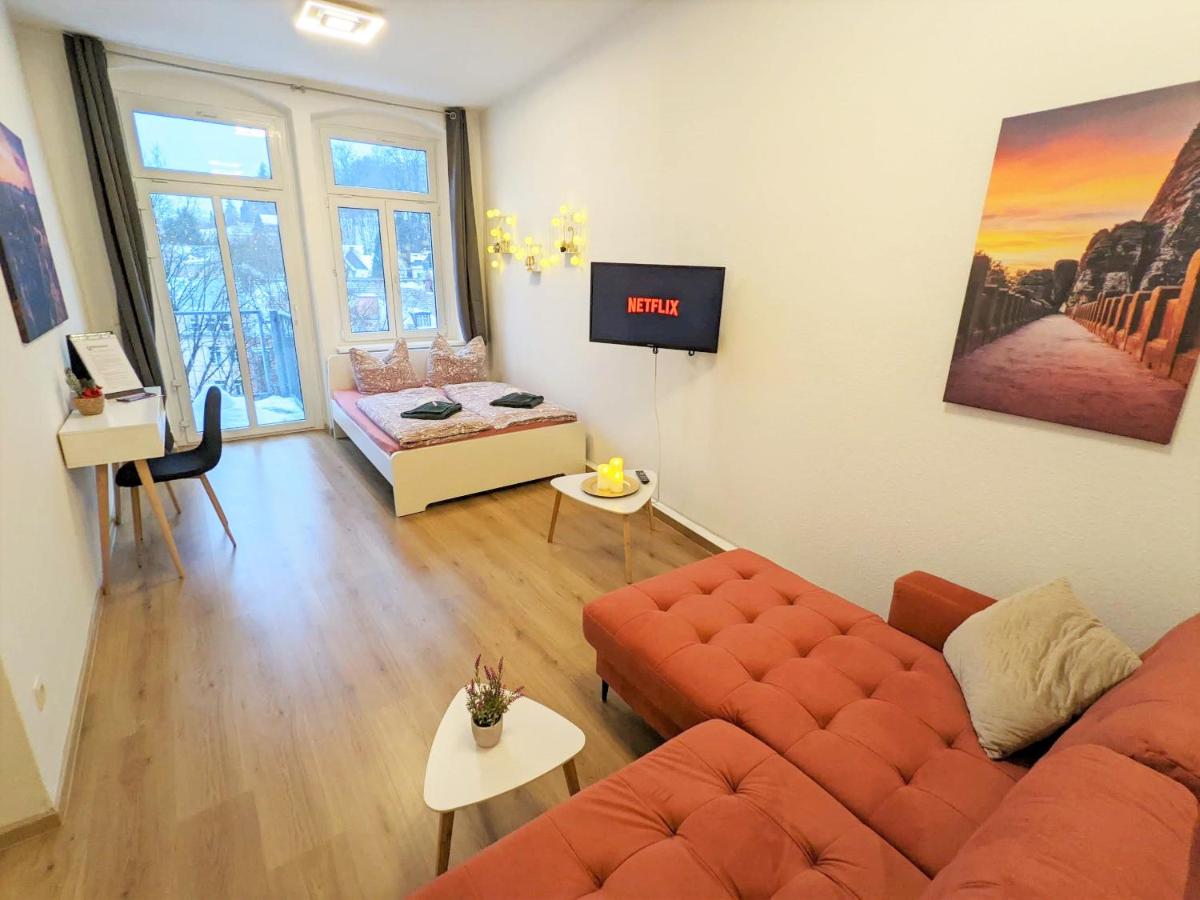 B&B Sebnitz - Urlaubsmagie - Garten, Whirlpool, Sauna - UO2 - Bed and Breakfast Sebnitz