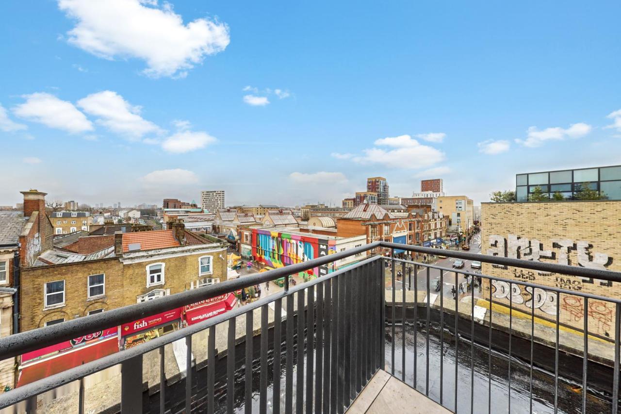 Stylish & Spacious Modern Apartments near Dalston Kingsland Station - by Short Stories London - Chambres d'hôtes Londres