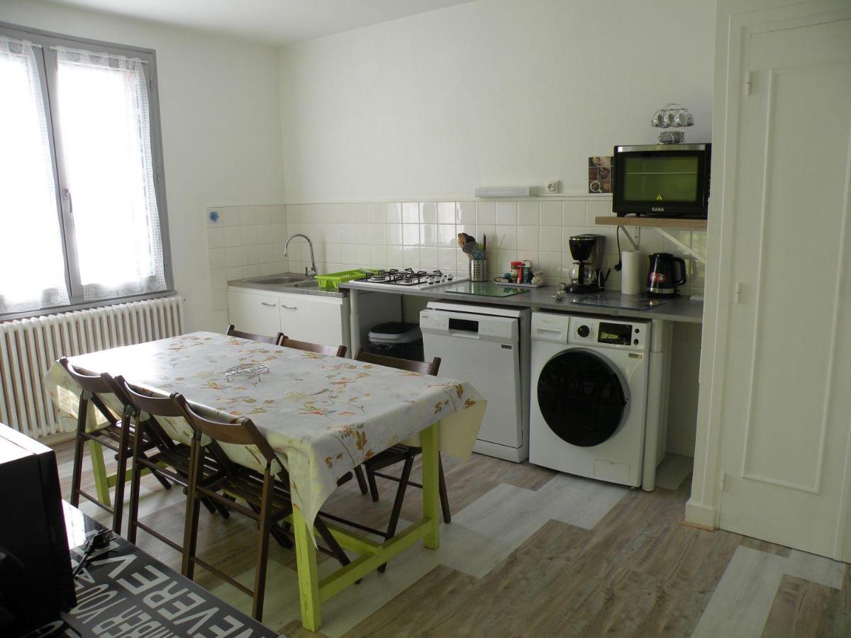 Tulipe, appartement 5 personnes, entre Sancy et Volcans d'Auvergne - B&B