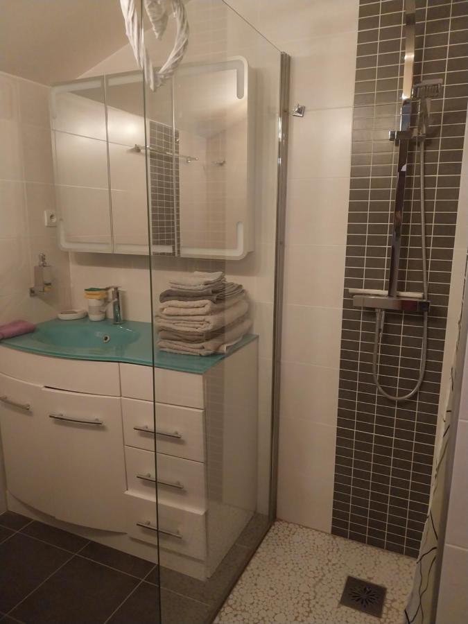 Habitación Familiar con baño privado