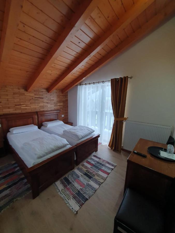 Double or Twin Room with Bathroom