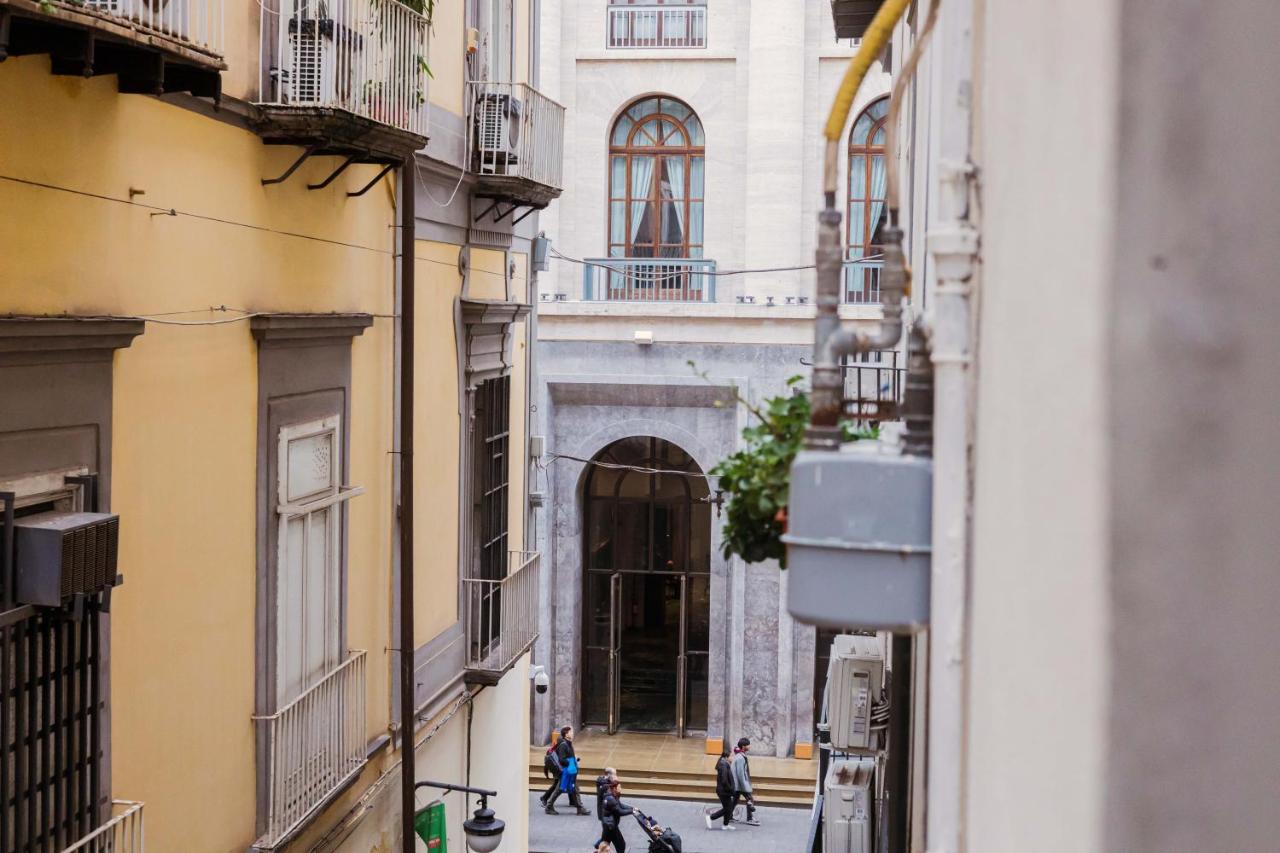 Le Stanze Del Poeta Libero Bovio - B&B Napoli