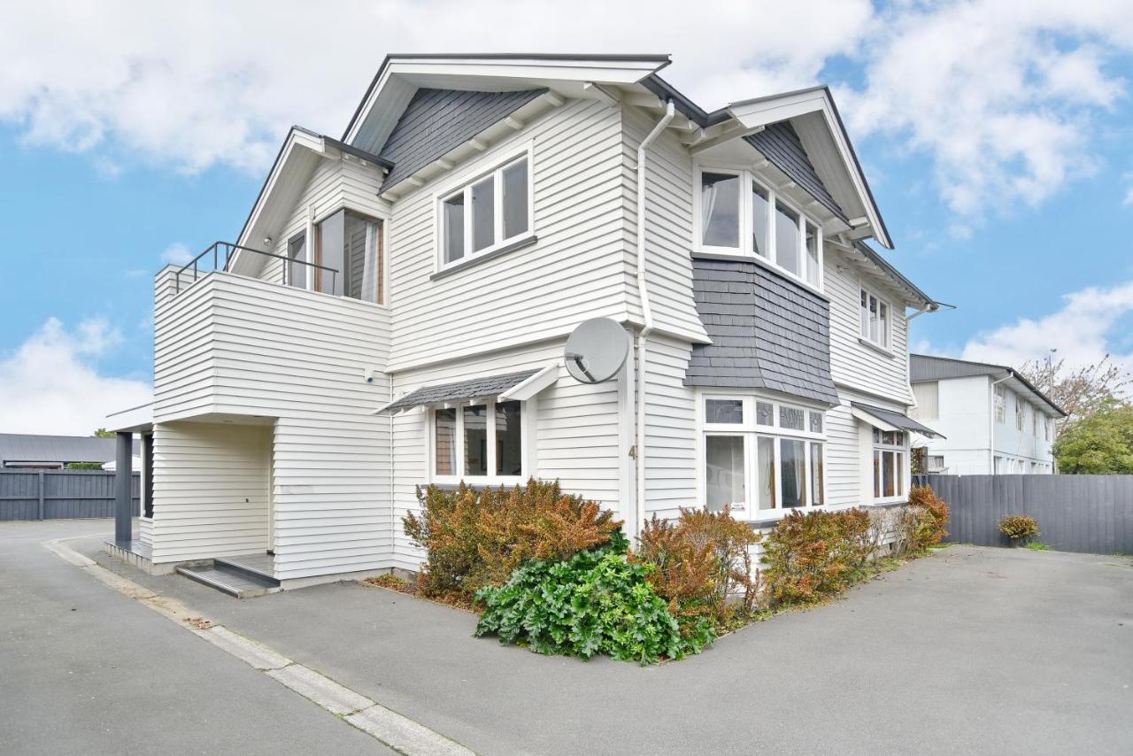 Grand Heritage 5 BRMs CBD villa with carparks - B&B