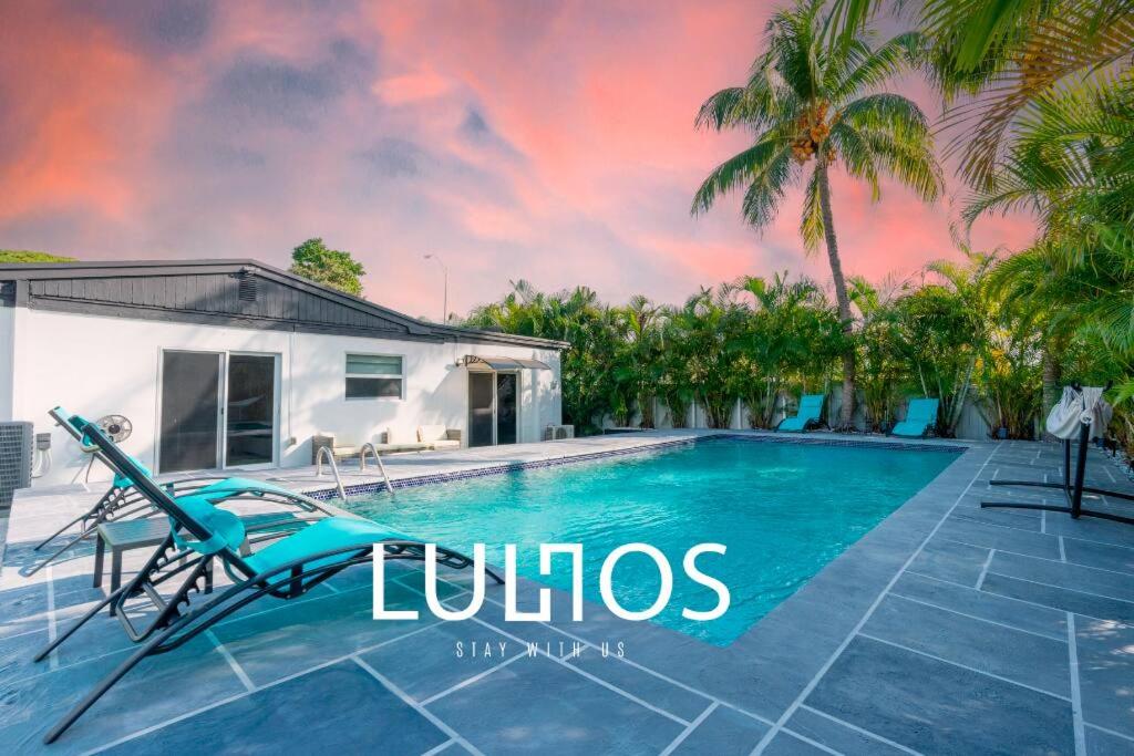 NO Miami 4Bedroom Retreat heated Pool near to beach - B&B North Miami Beach