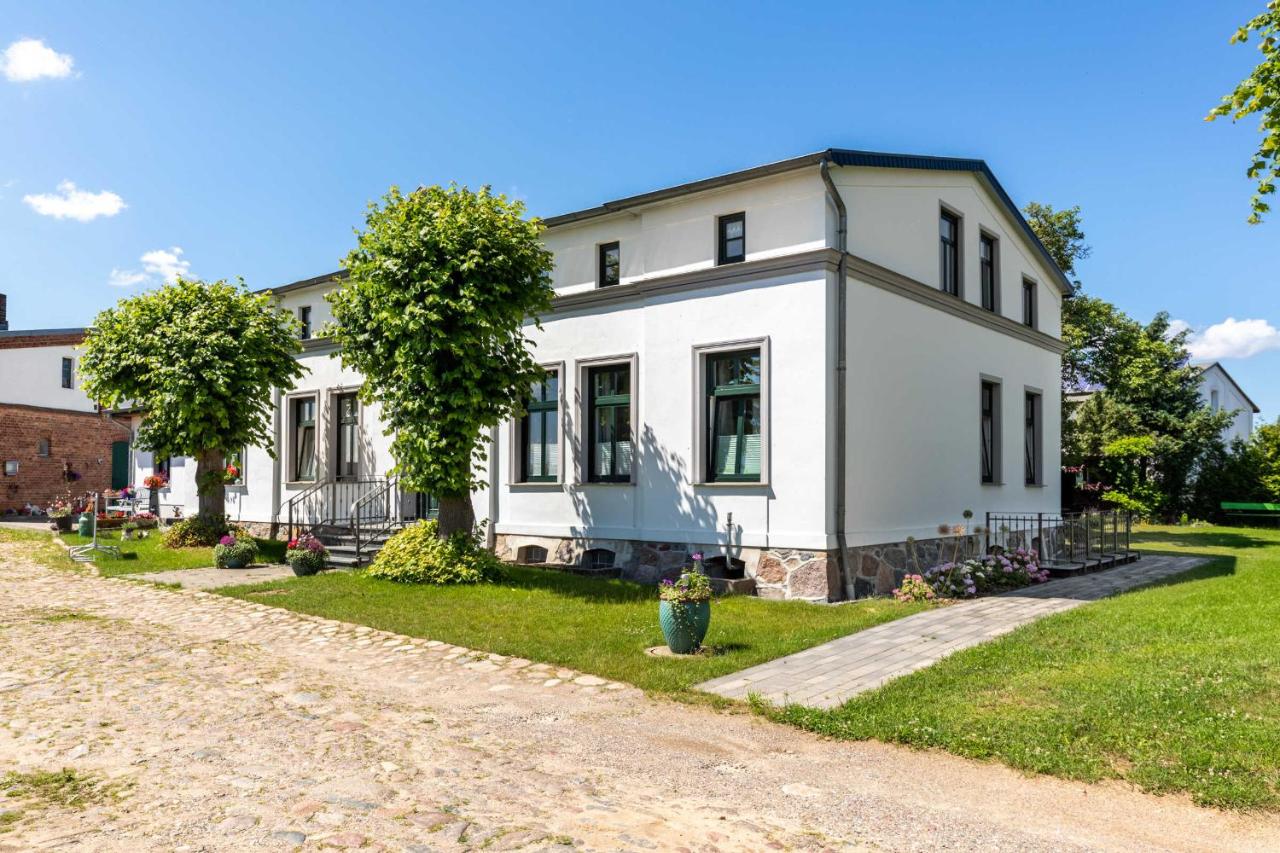 Ostsee Bauernhof Schwalbennest OFC 15 - B&B