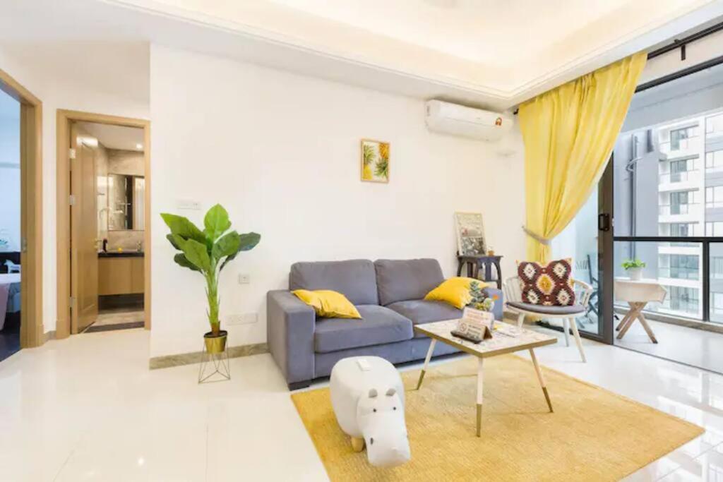 3B.2R.6Pax~R&F 5 to10 mins CitySquare CIQ JB Sentral - B&B Johor Bahru