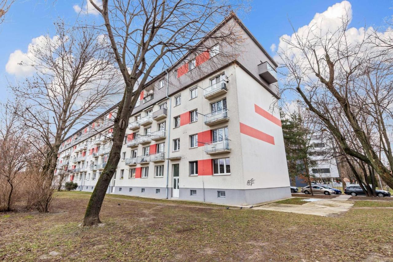 Klimatizovaný Self Check-In Apartmán Ružinov - B&B
