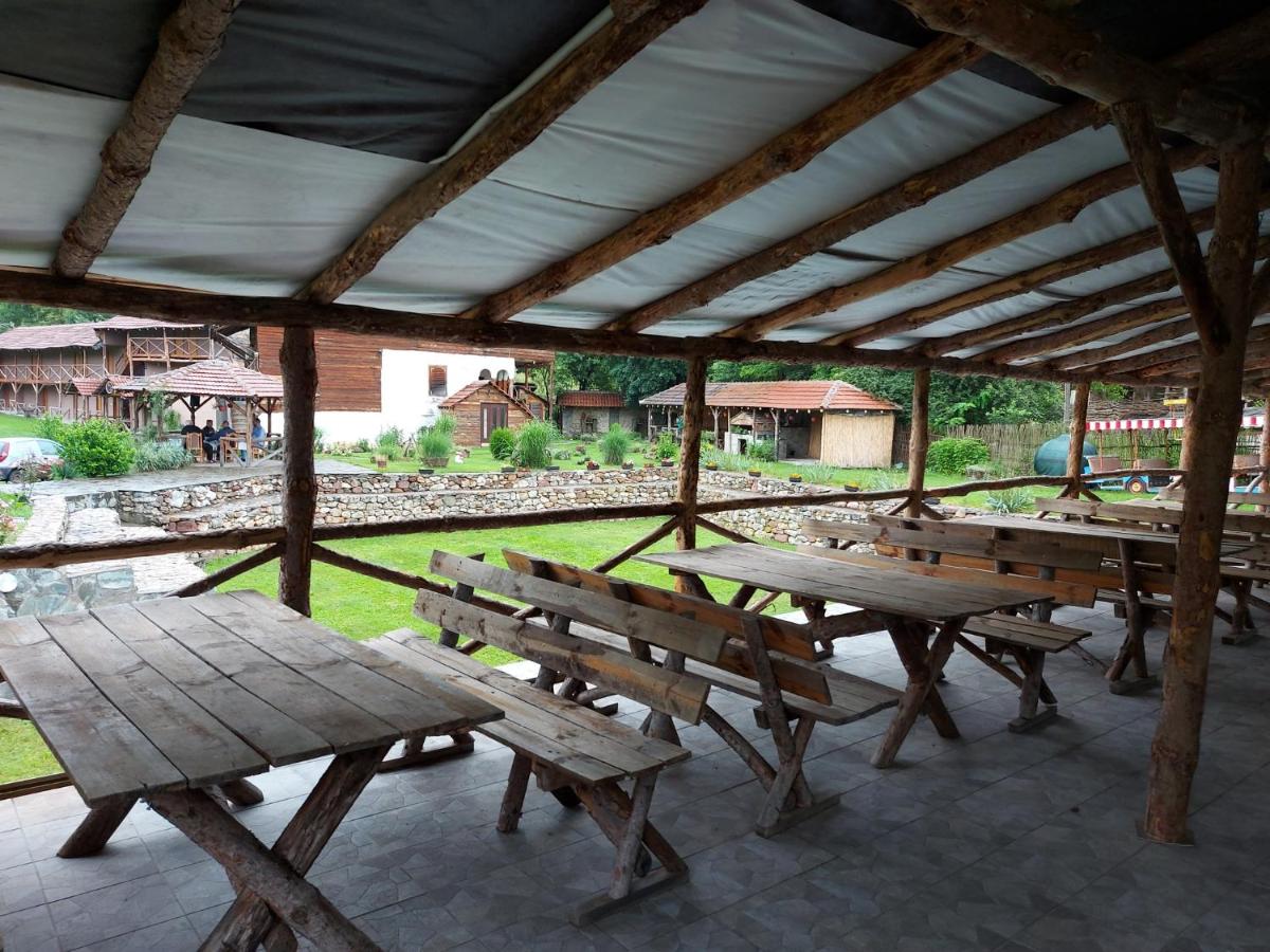 Etno Selo Stara Planina - B&B Kalna