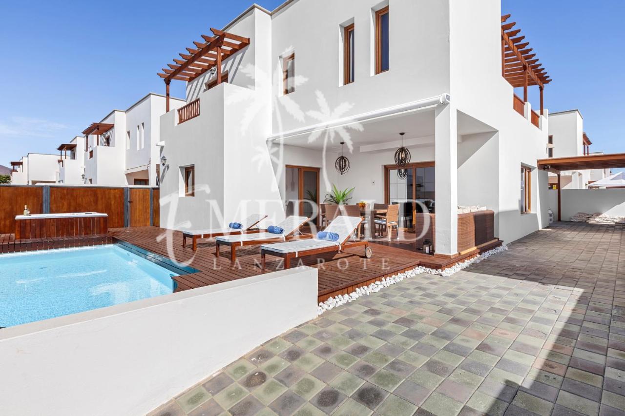 Casa del Mar - Piscina y Jacuzzi Privado - Chambres d'hôtes Costa Teguise
