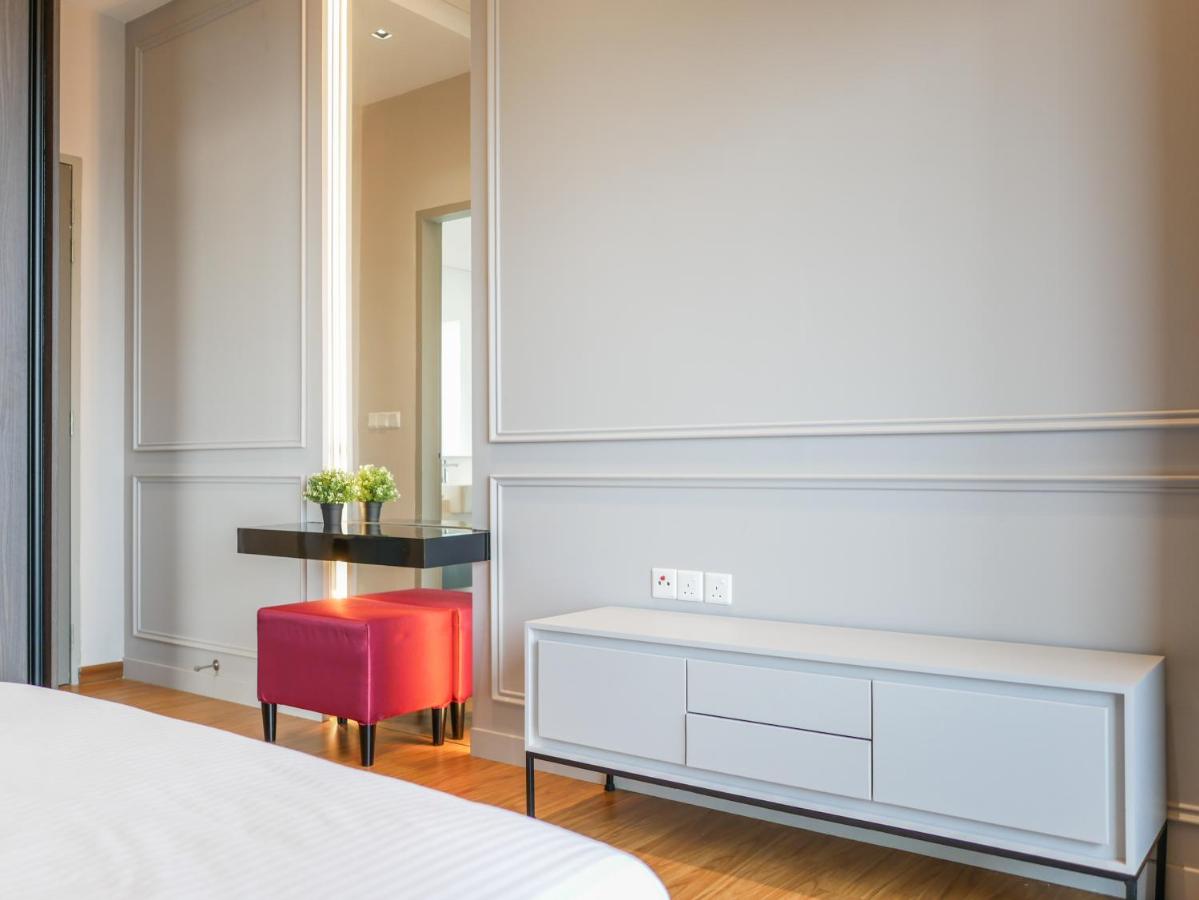 Deluxe Suite with Sea View